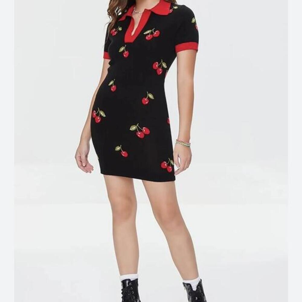 Forever 21 Black and Red Cherry Print Knit Sweater Dress Large